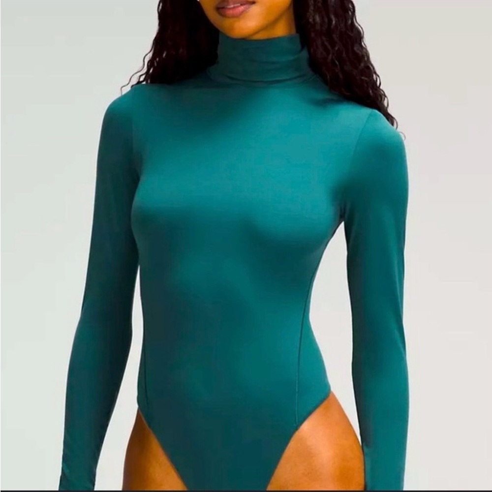 Lululemon Wundermost Ultra-Soft Nulu Turtleneck Bodysuit